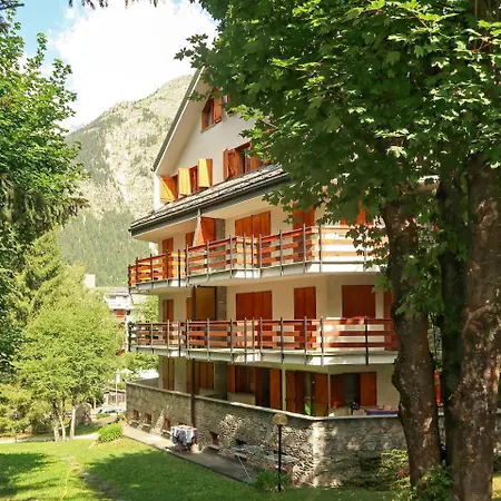 Genepy 100s Apartment Courmayeur